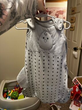 Nested Bean Light Gray & Black Chick Sleep Sack